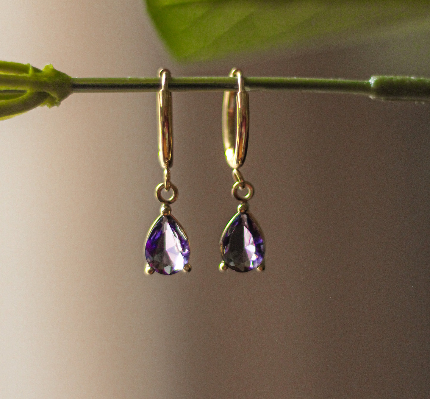 Purple zircon