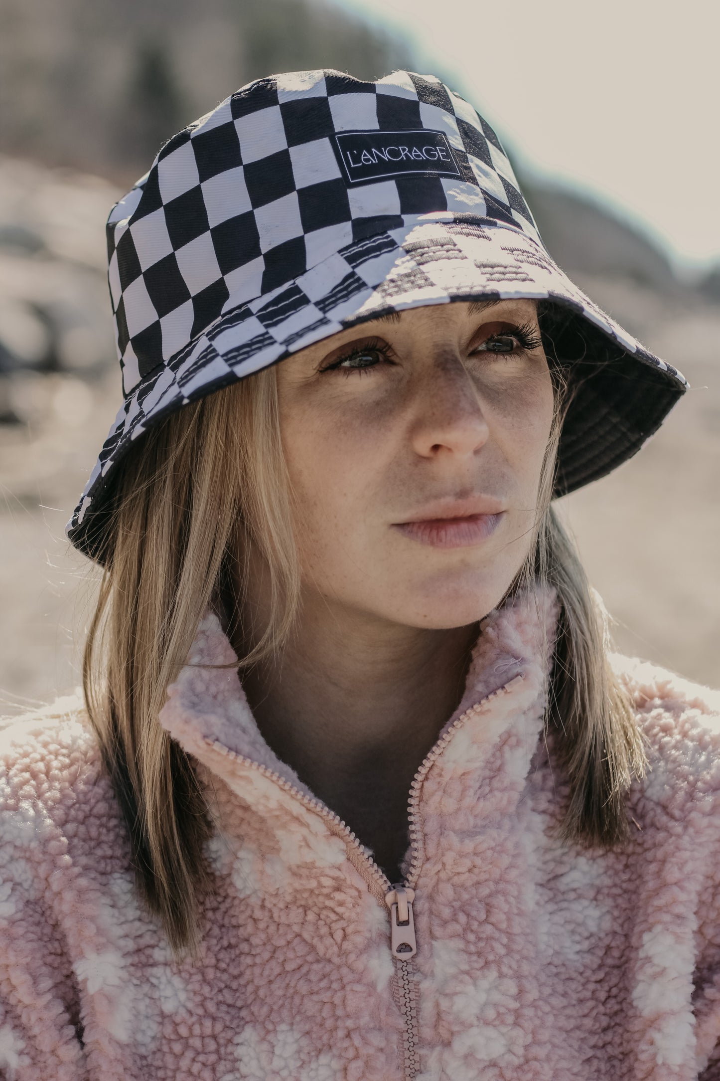 Checkered bucket hat